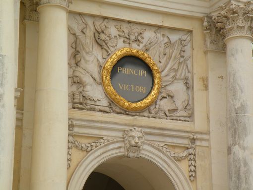  Principi victori (Arc Héré)